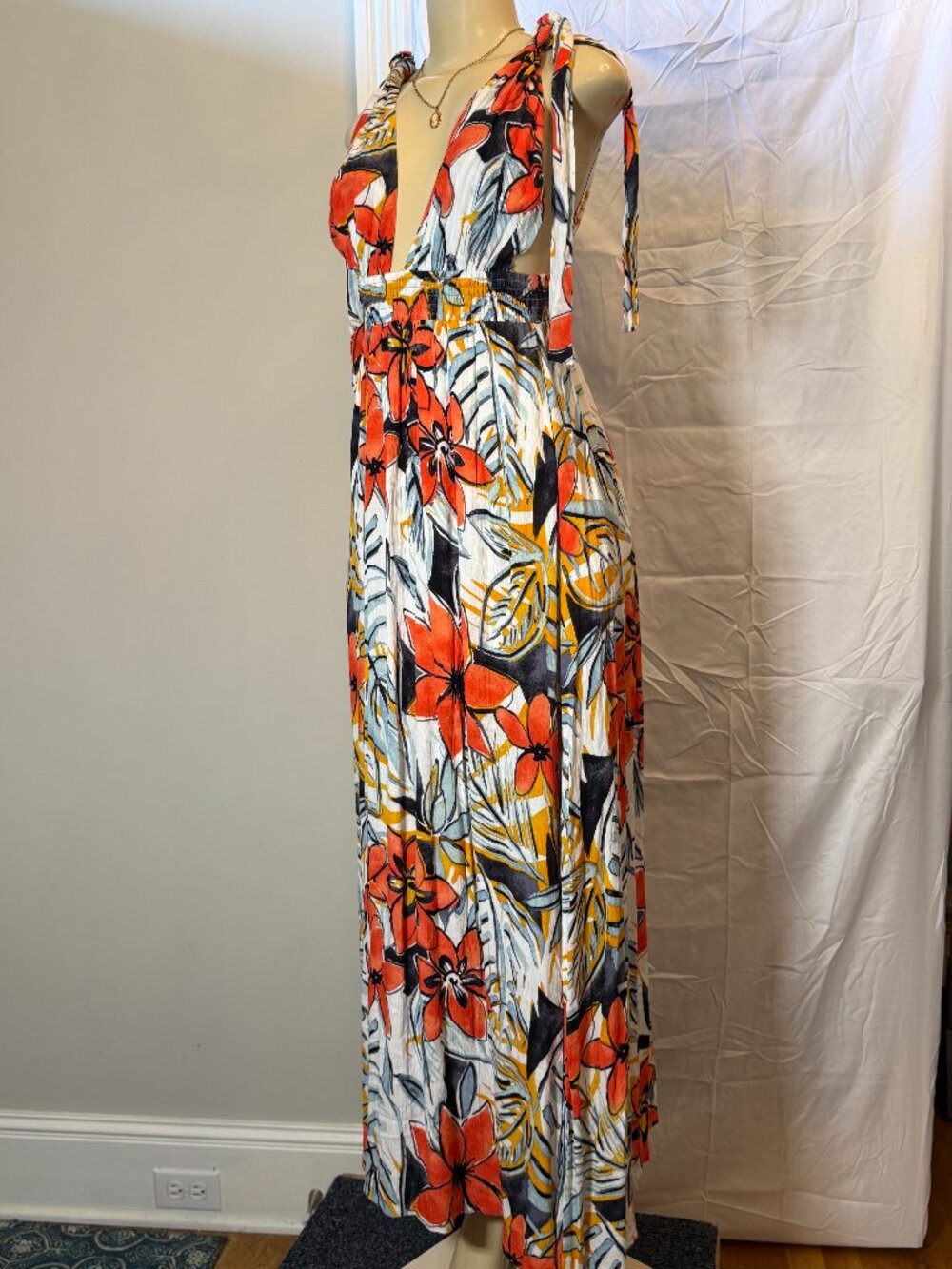 Forever 21 Floral Print Maxi Dress Women's S. Breathtaking!